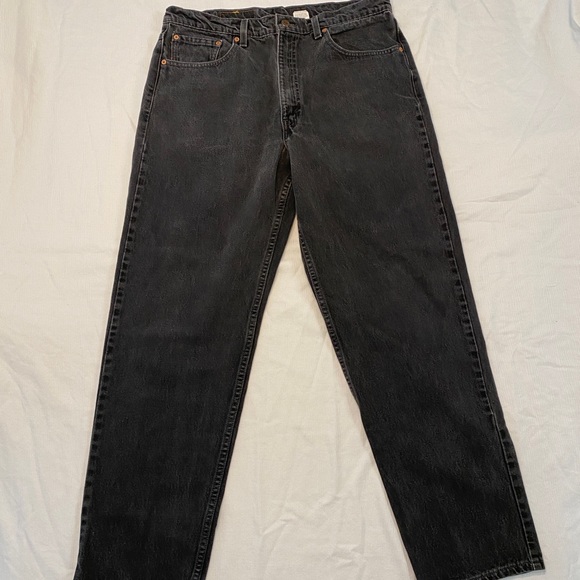 Levi’s 550 Black Jeans - Picture 3 of 11